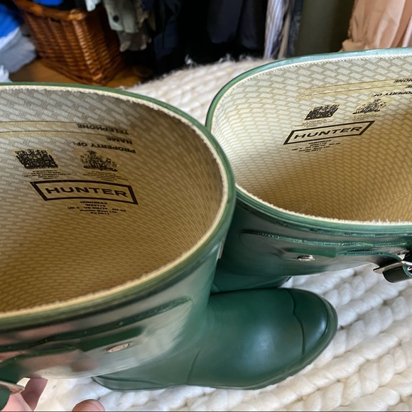 SOLD. Hunter rain boots - Picture 5 of 7